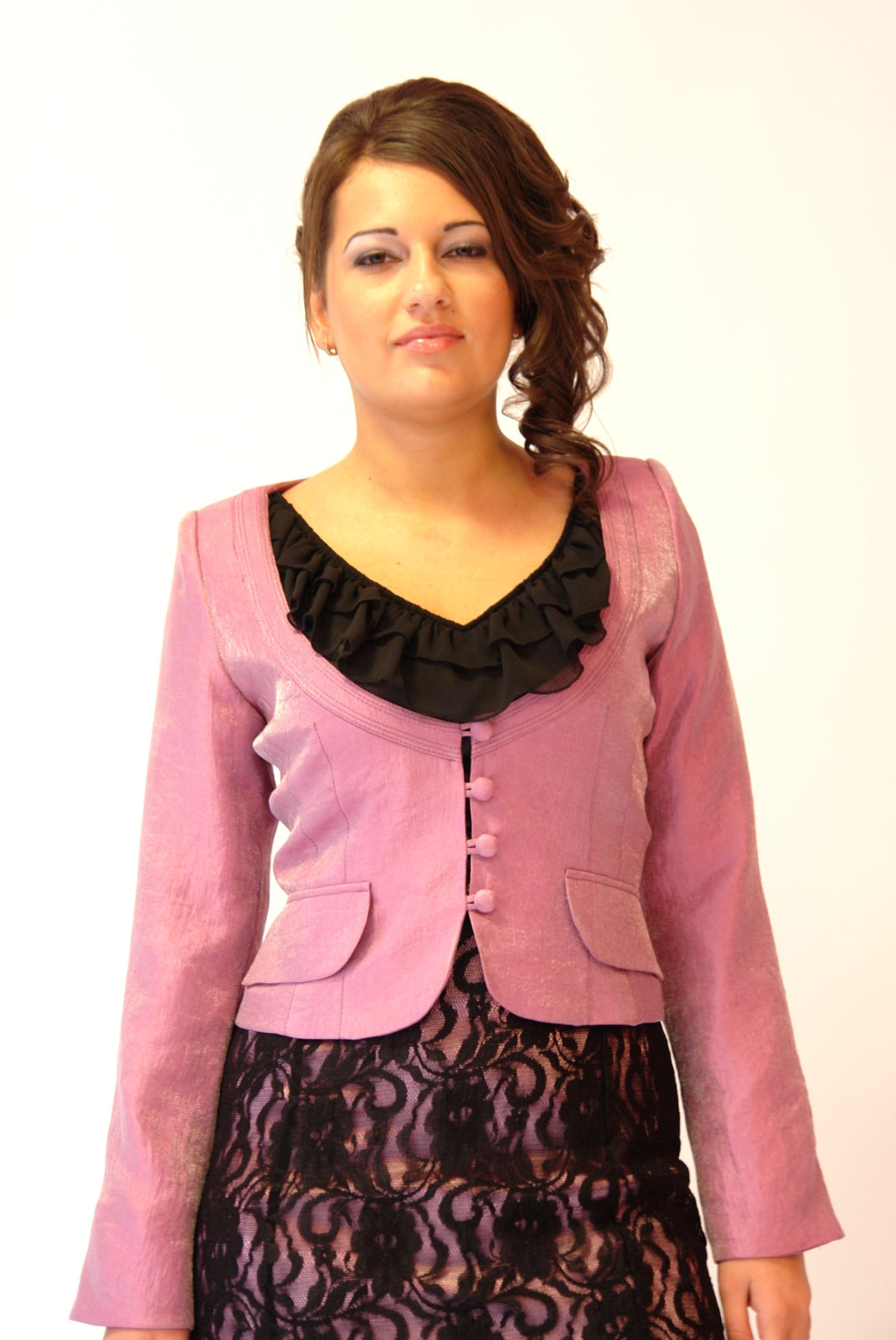 Сако елегантно дамско късо пепелно розово без ревер с хастар 80232